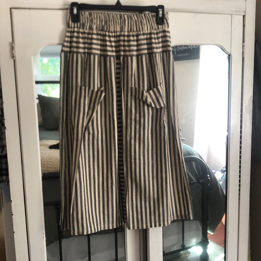 Cotton striped skirt